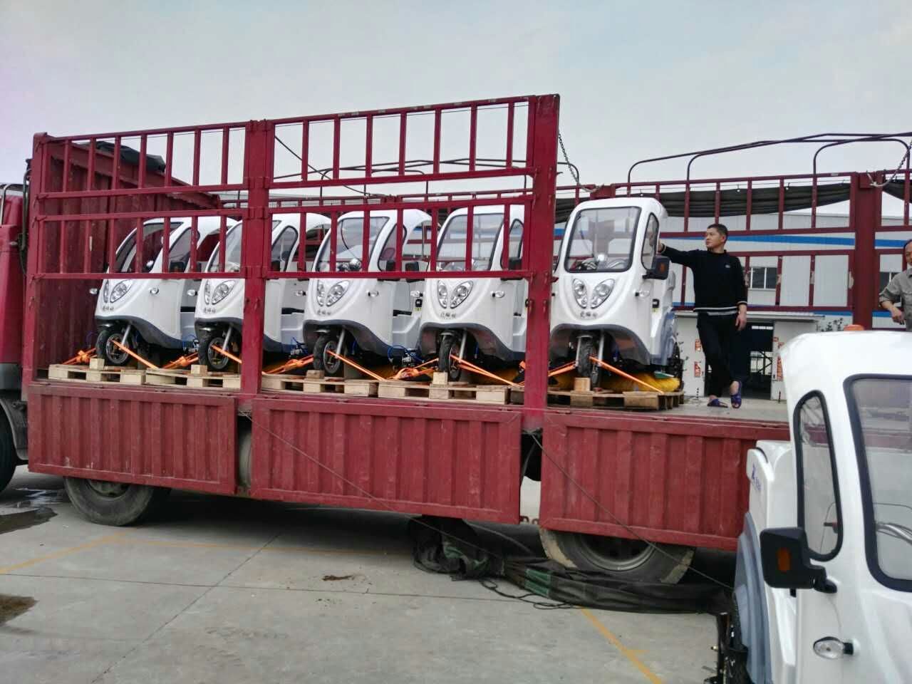 【企業快訊】  瑞清S11純電動駕駛式掃潔車裝車發往東莞家寶園林綠化